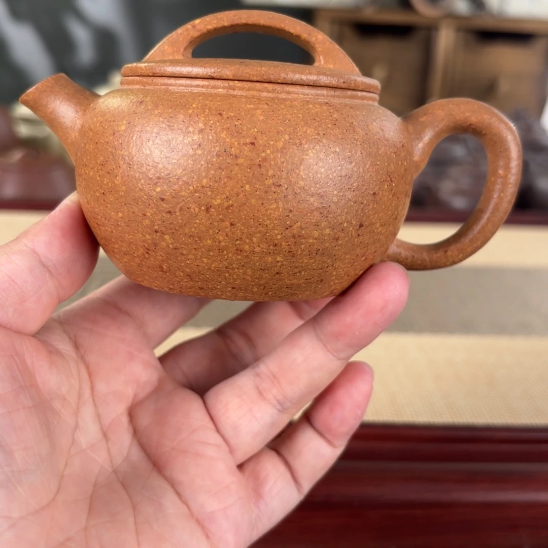 茶壶紫砂梨皮黄段玉瓦160