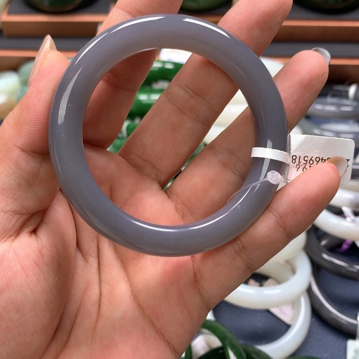 【闪购商品】未镶嵌手镯和田玉