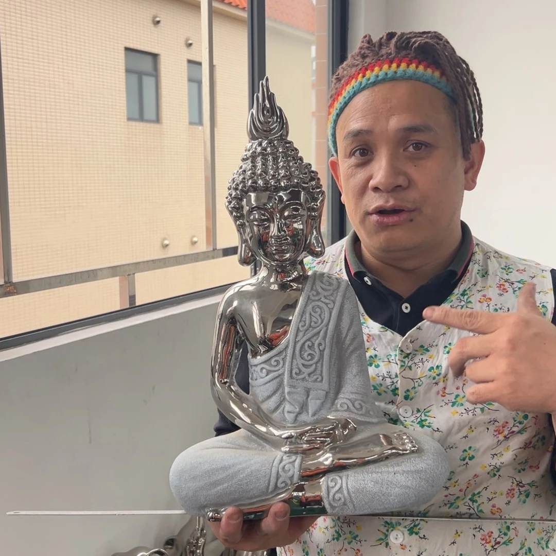 摆件8 号高中低温陶瓷瓶（部分微瑕）