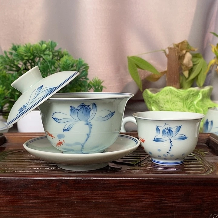 160ml手绘荷花盖碗送主人杯