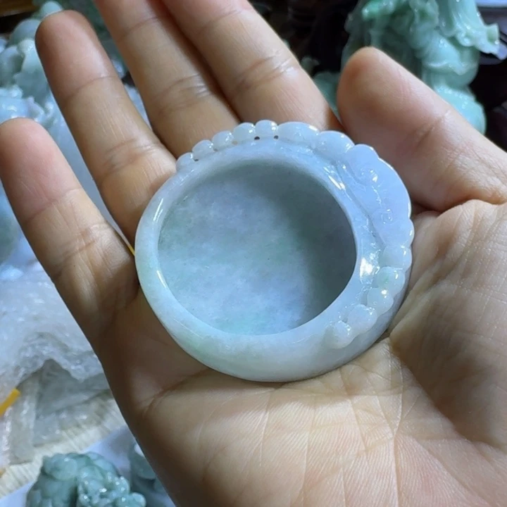 翡翠把件未镶嵌事事圆满