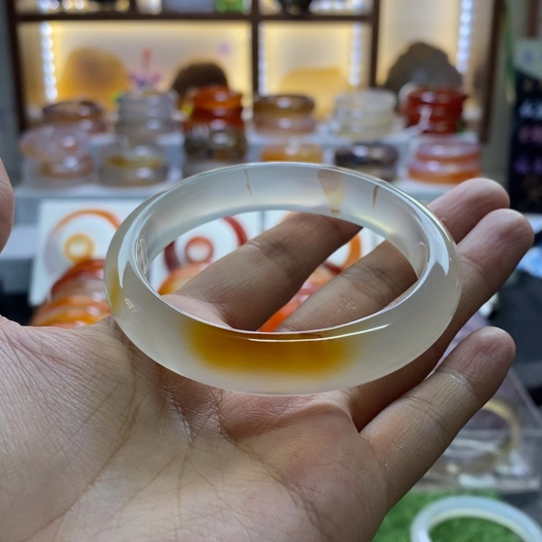 手镯玛瑙/玉髓未镶嵌