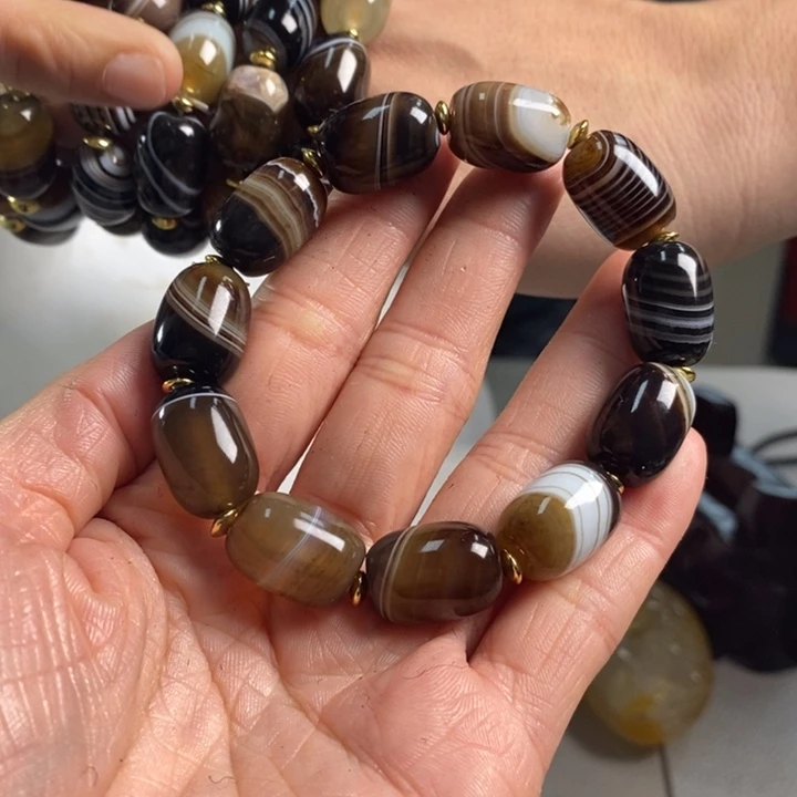 玛瑙/玉髓手串未镶嵌