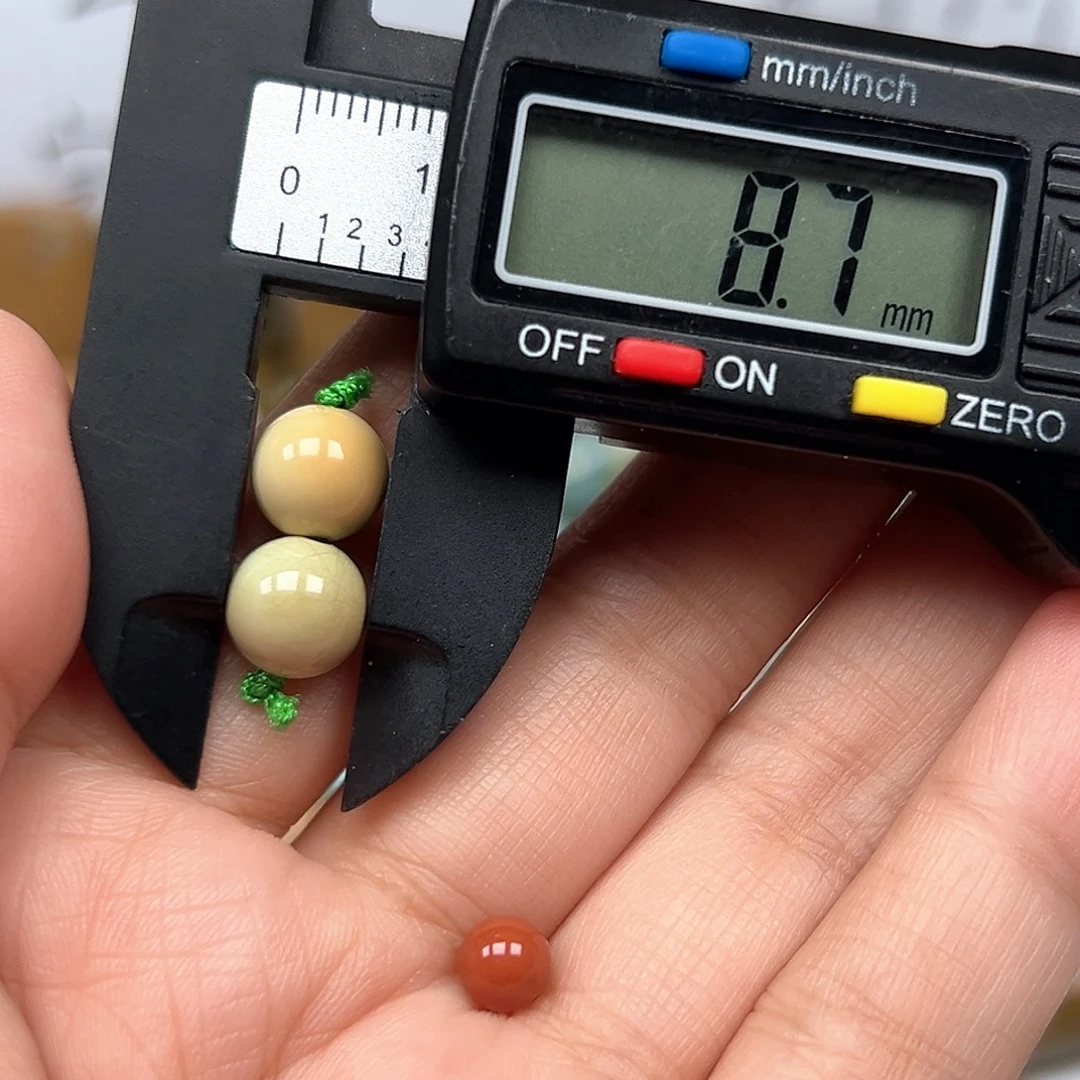 南红玛瑙未镶嵌珠宝奇石
