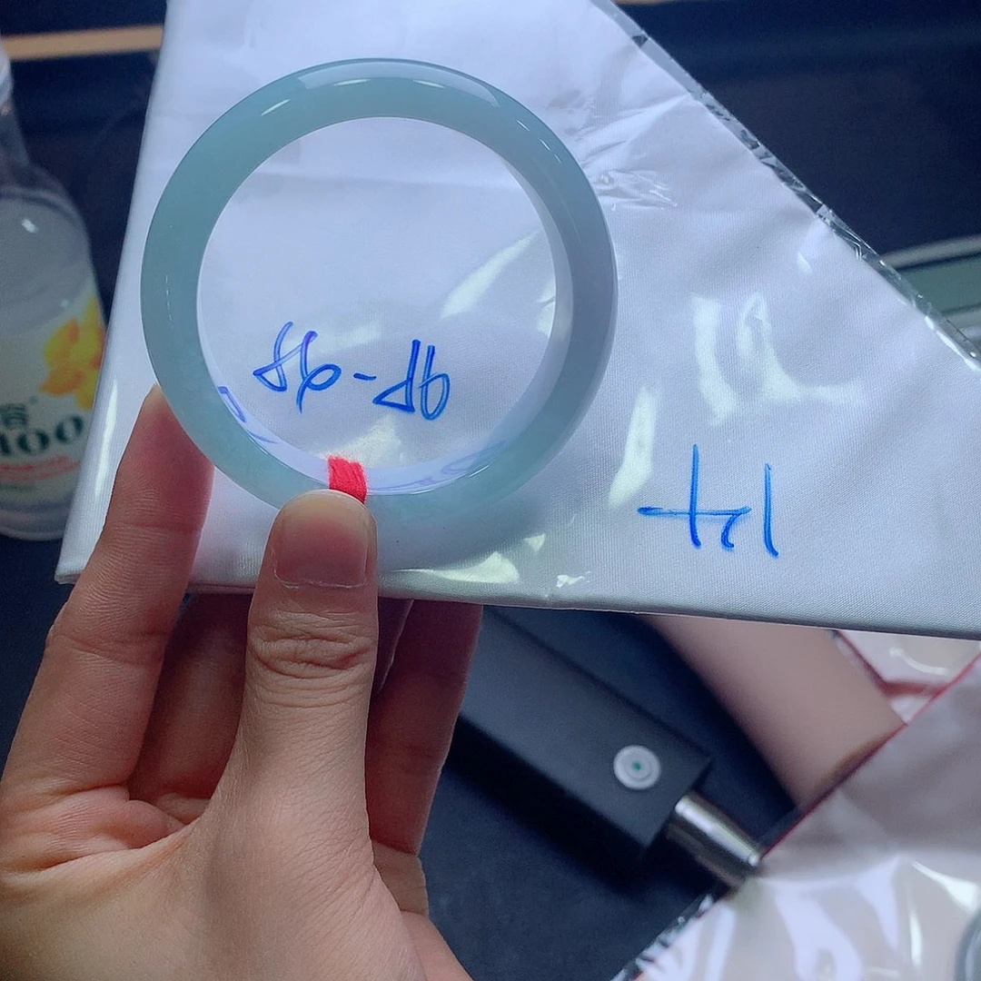 翡翠未镶嵌手镯买断