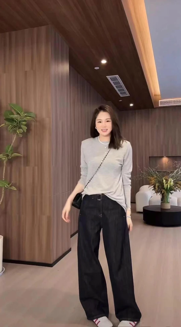 清C Az LongQuan 星空上衣 E2103