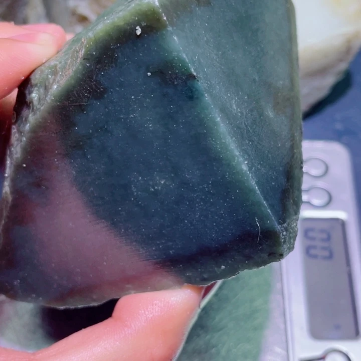 和田玉（糖玉）未镶嵌珠宝半成品