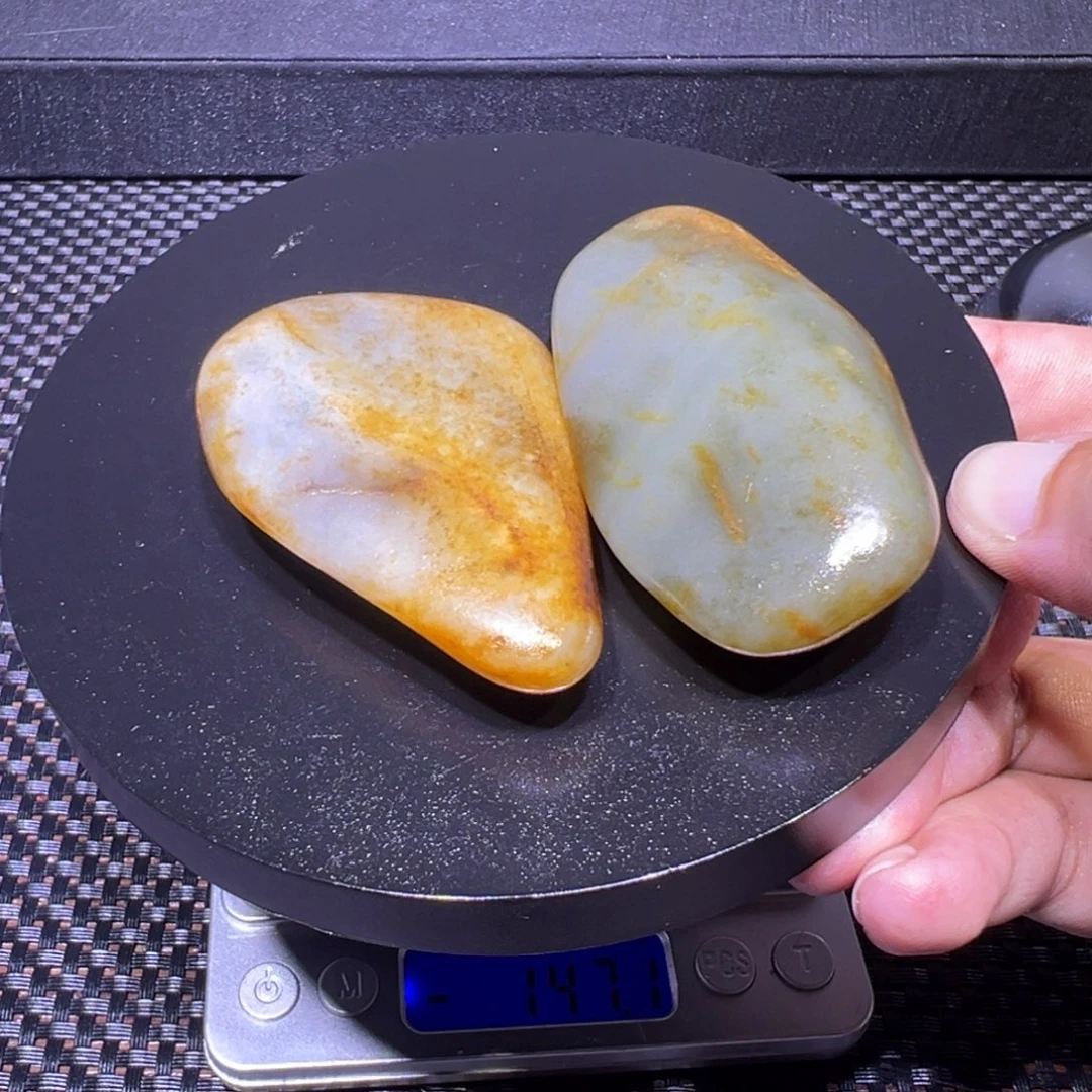 吊坠(不含链)未镶嵌和田玉（子料）142
