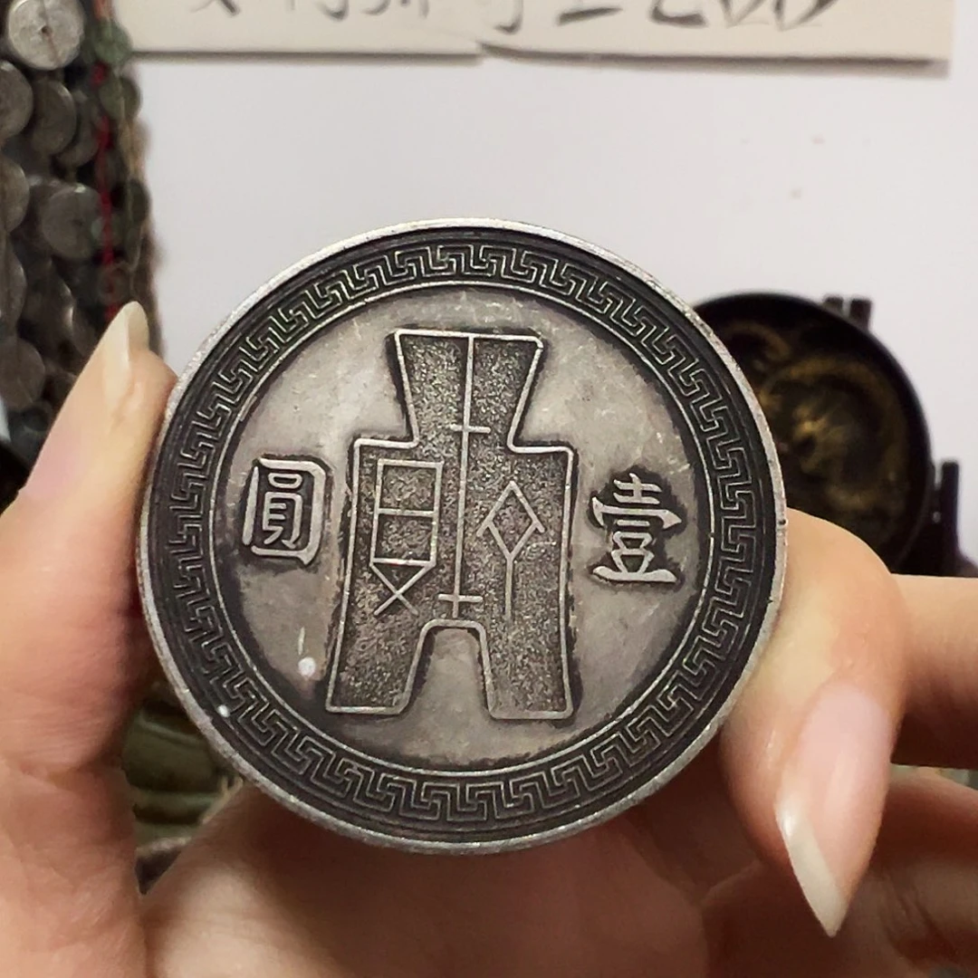 余***财金属复古工艺品小头