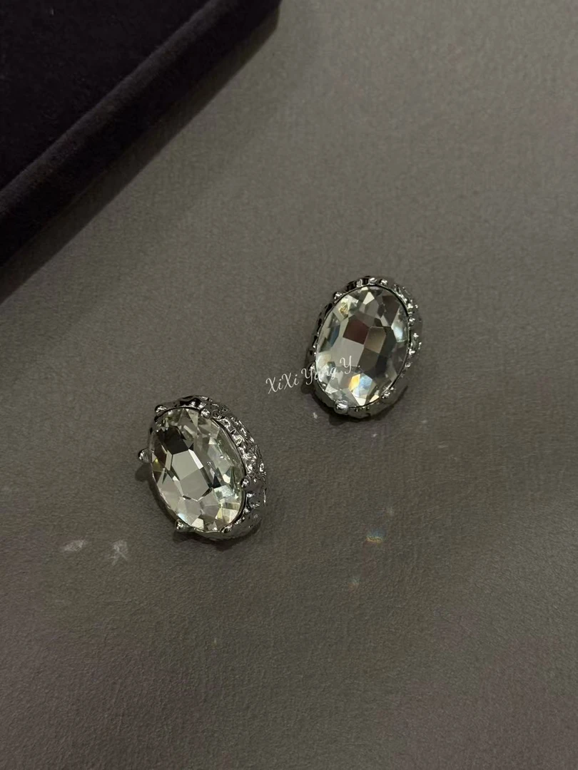 铜合金耳饰 XiXi Yang Y .“白月光”小众买手店设计师款耳钉