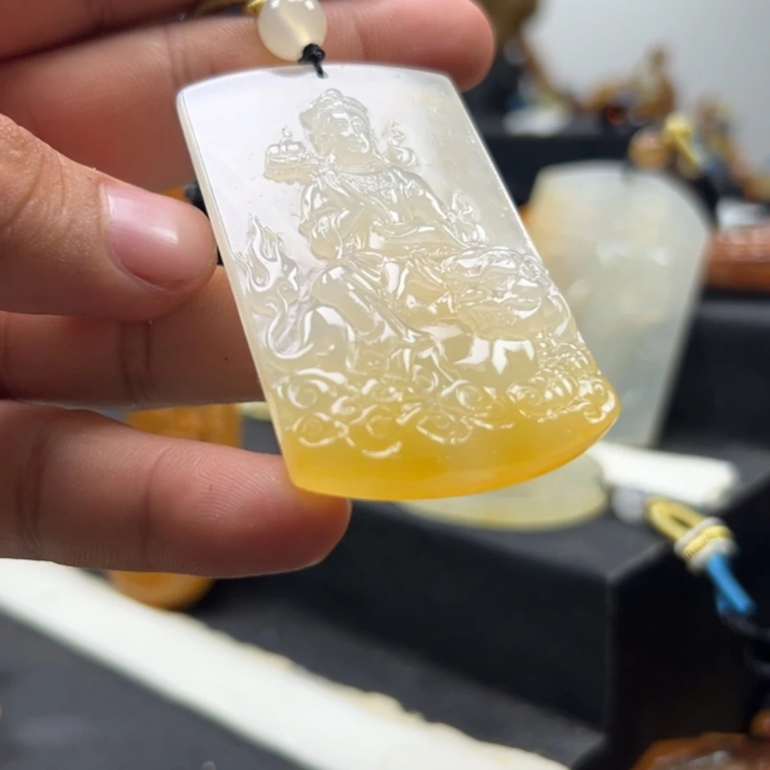 石英质玉（黄龙玉）未镶嵌多选发其一