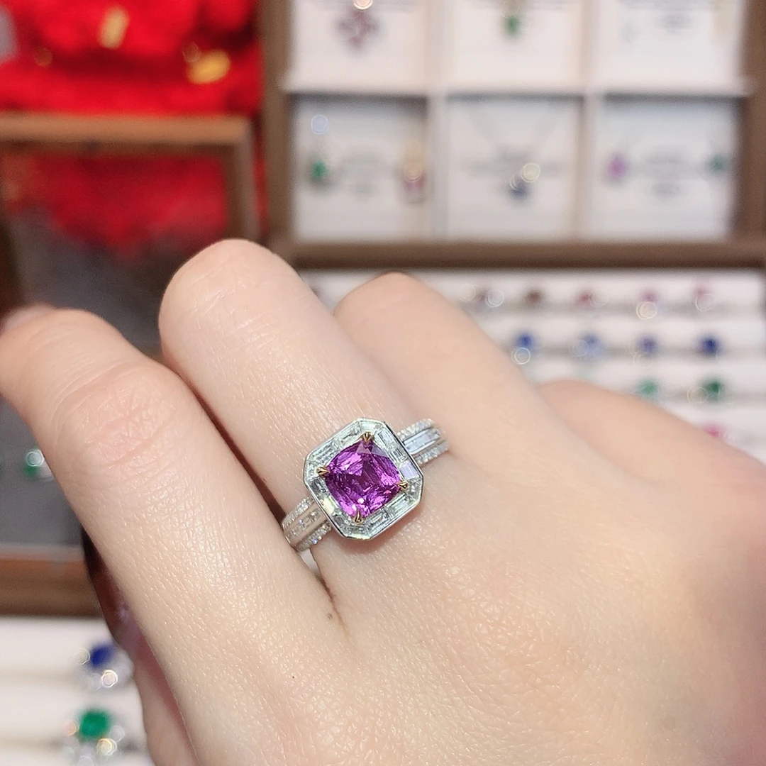 彩色蓝宝石18K金镶嵌戒指1.88ct/天然宝石/七天无理由