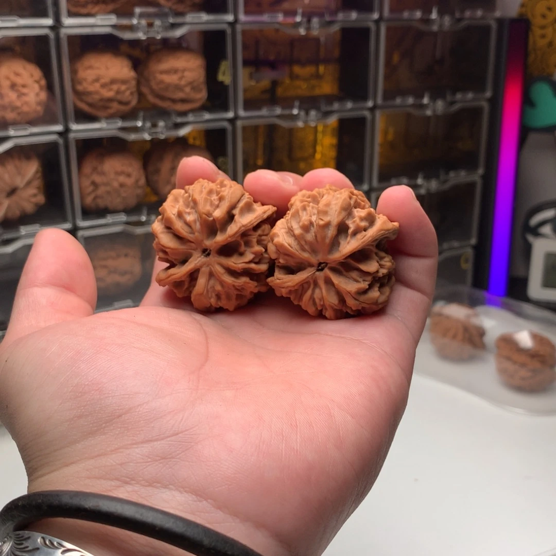 石***貔吊坠桃核云熙山666668888