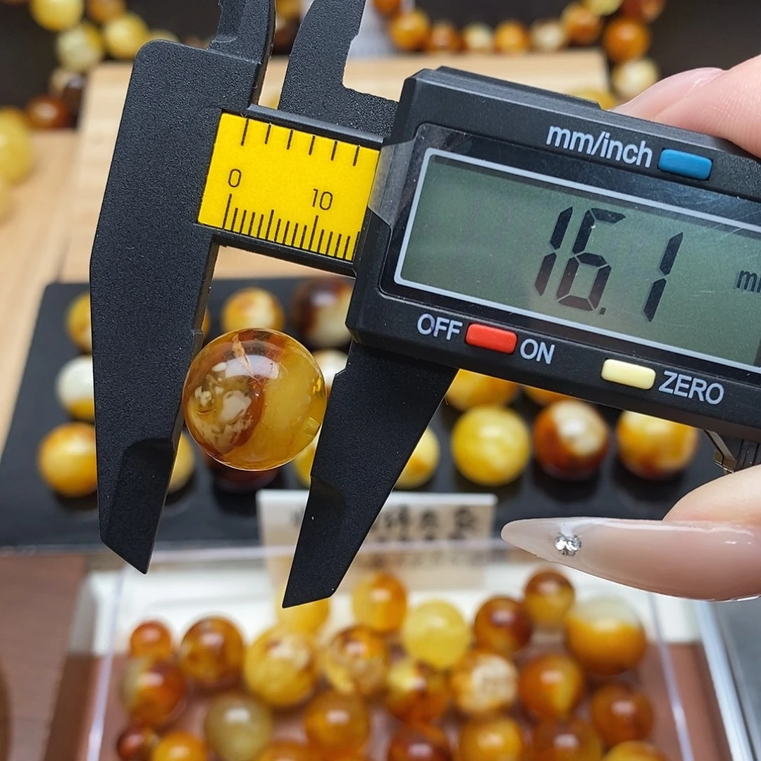 裸石琥珀未镶嵌蜜蜡647