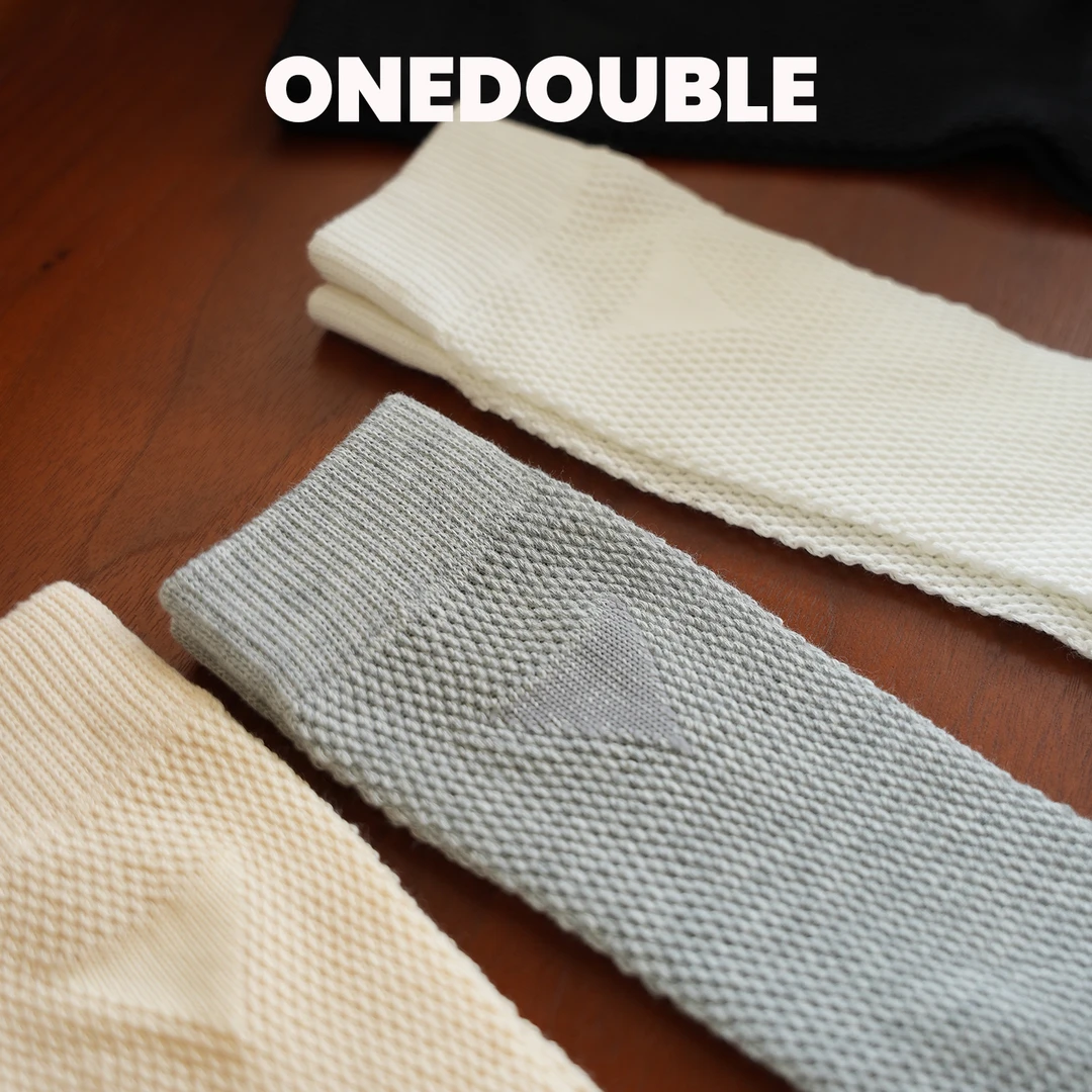 三角标镂空网眼中筒袜纯色简约春夏薄款学院风百搭袜子女