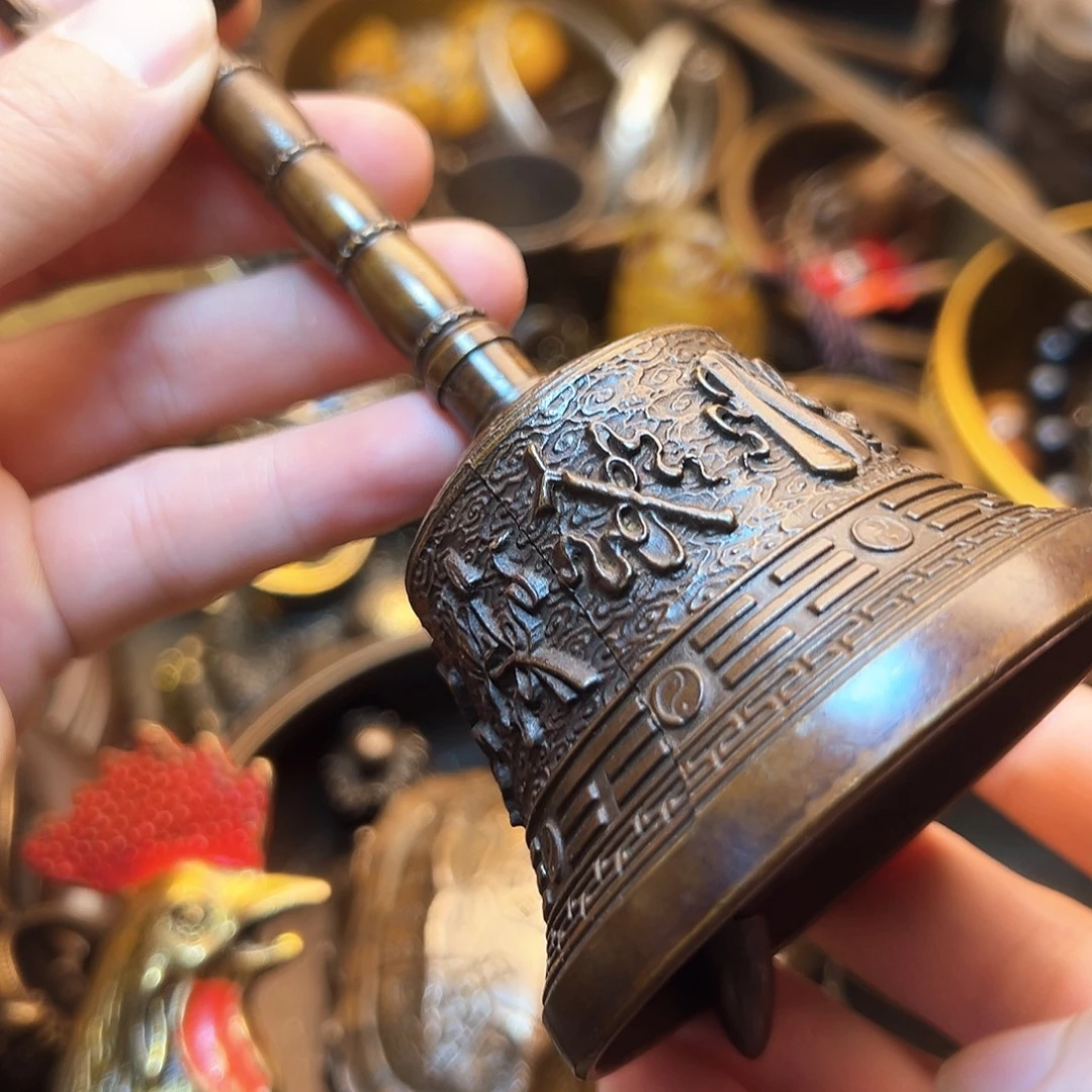 精美铜器工艺品等