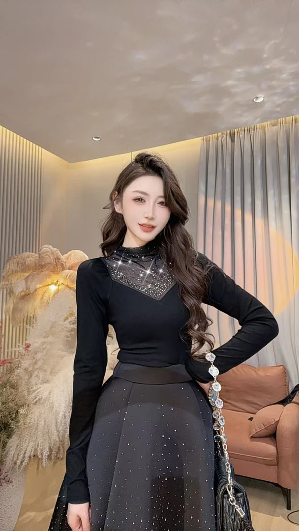 【美美专享】550732秋冬新款气质烫钻拼接T恤上衣女