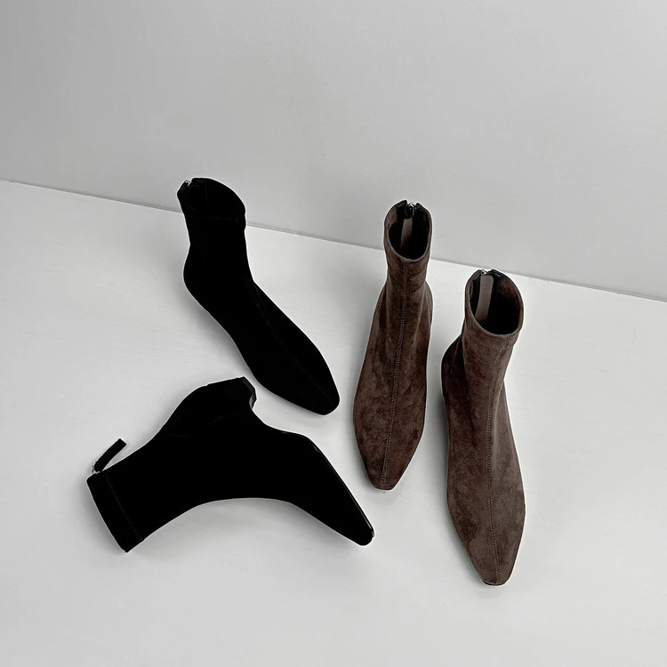 34/40码4厘米韩版气质小坡跟百搭简约时尚后拉链弹力瘦瘦靴