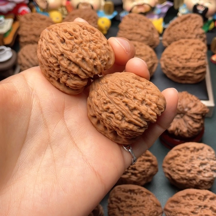 文玩核桃吊坠果*仁37尺拉丝酒杯凹底留疤天残856