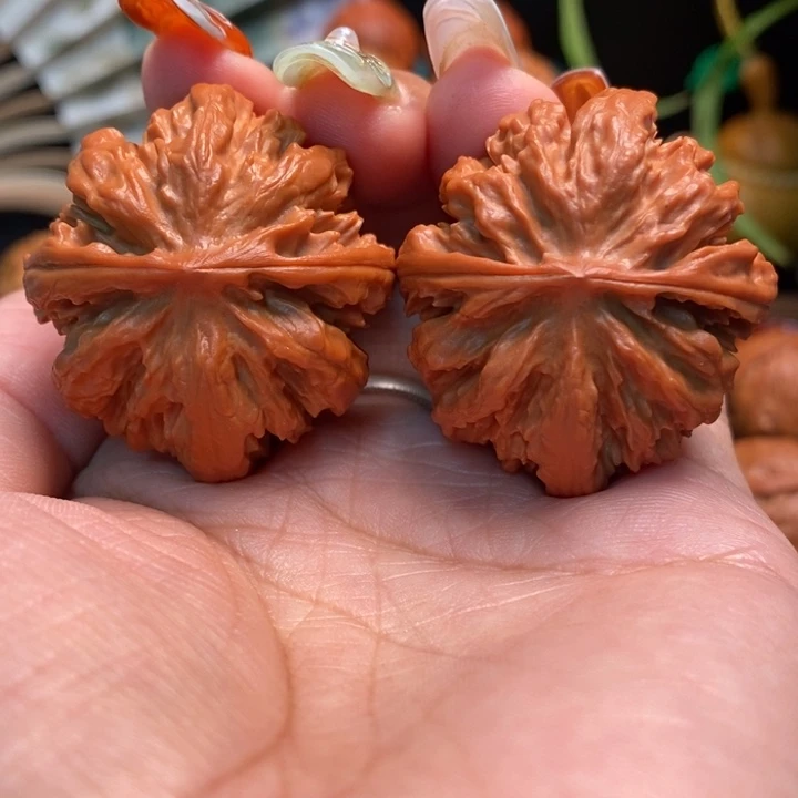 文玩核桃把件粗筋王