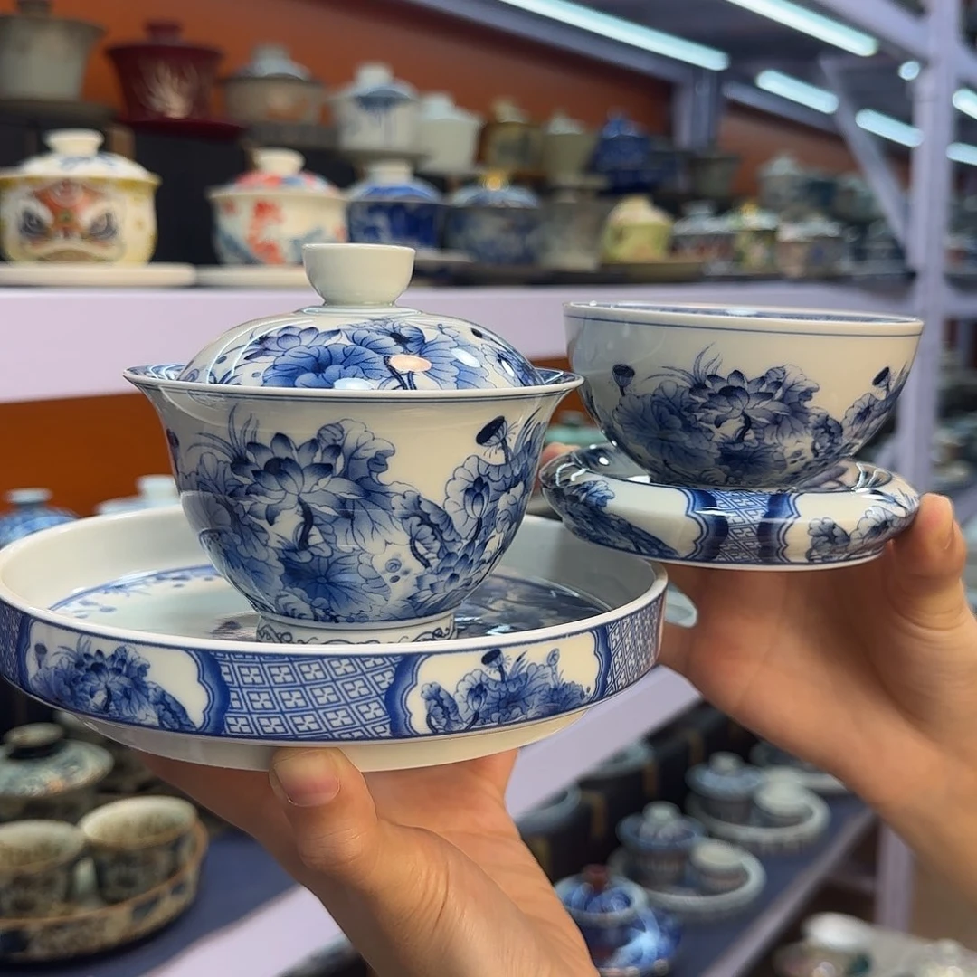 我的小可爱小猫咪好乖哦好可爱啊