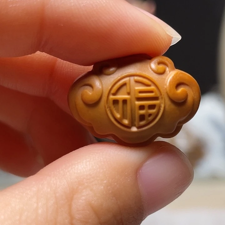橄榄核吊坠橄榄核