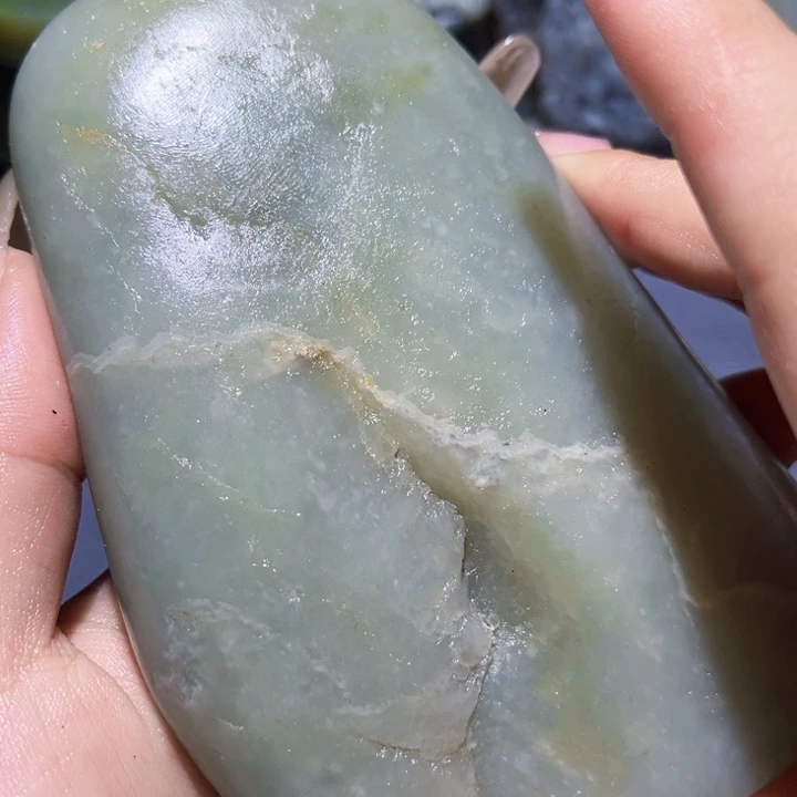 和田玉（糖玉）未镶嵌珠宝奇石