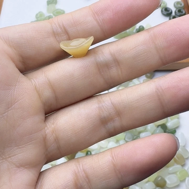 大***2和田玉未镶嵌挂件