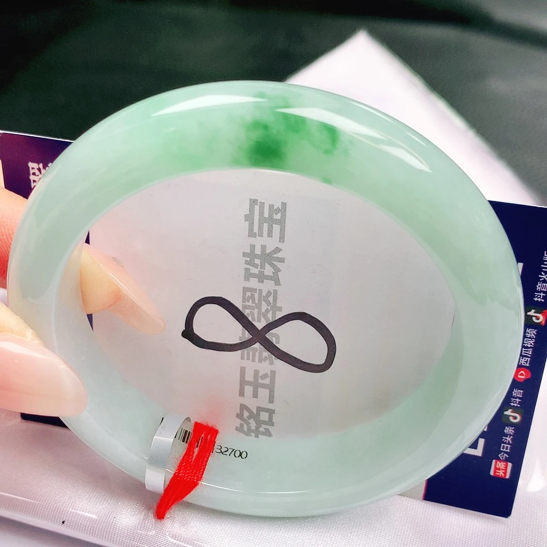 翡翠未镶嵌手镯缅甸天然a货翡翠手镯