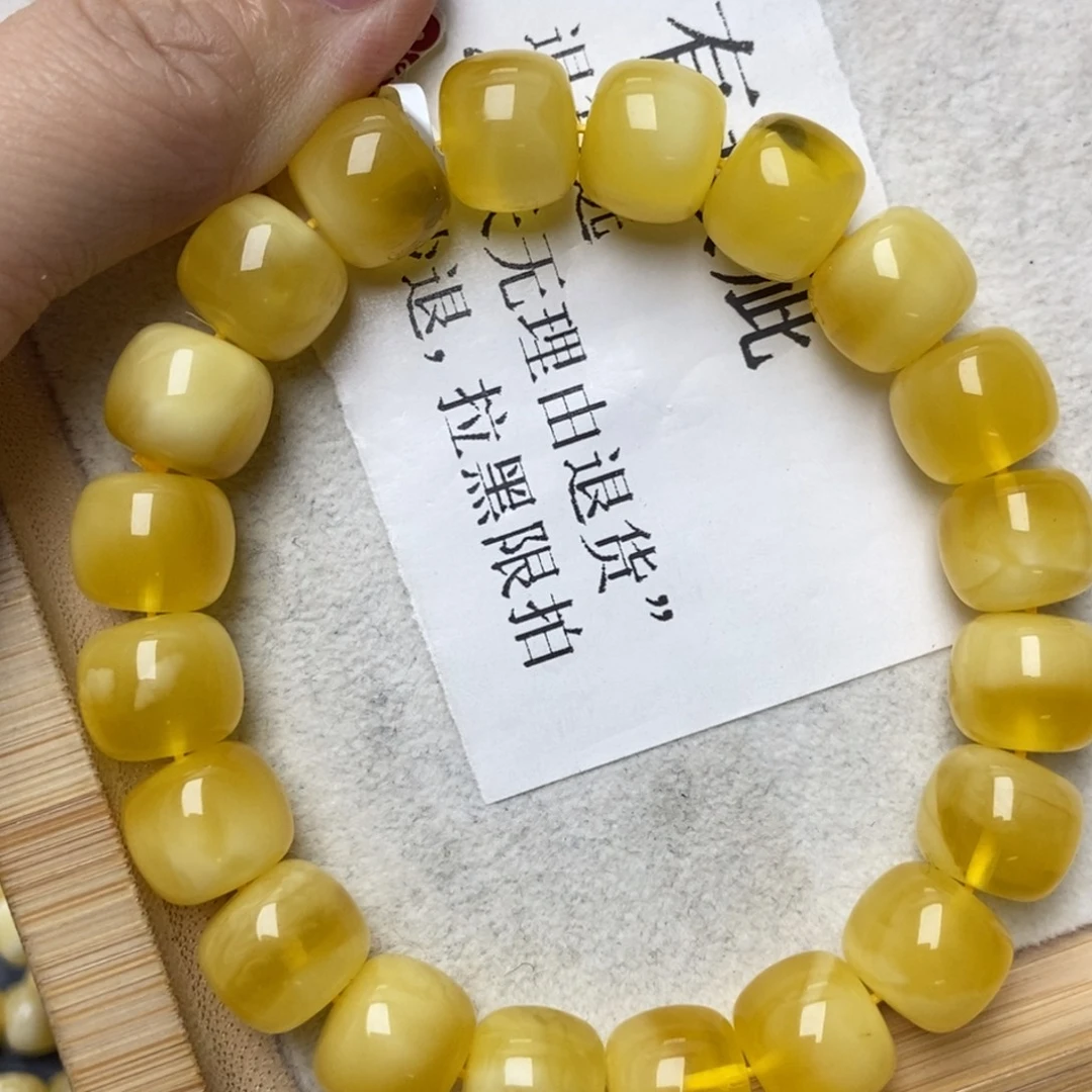 琥珀未镶嵌珠宝奇石24