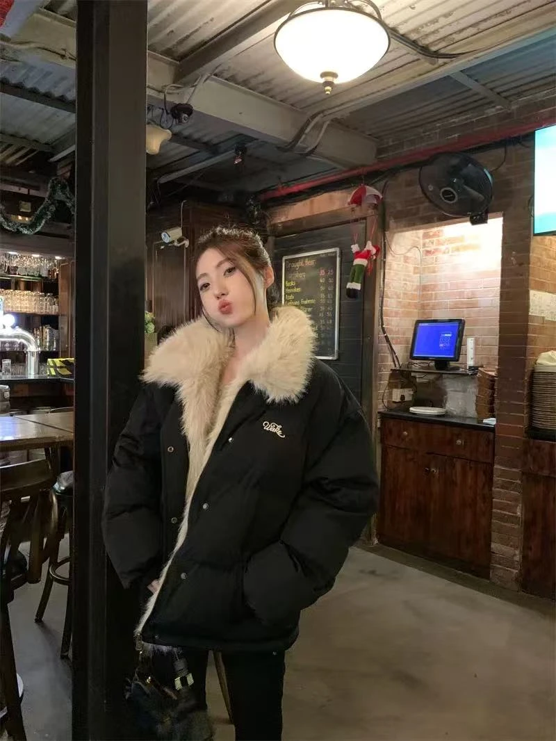 F13D黑色“毛领小字母”棉服外套（34）