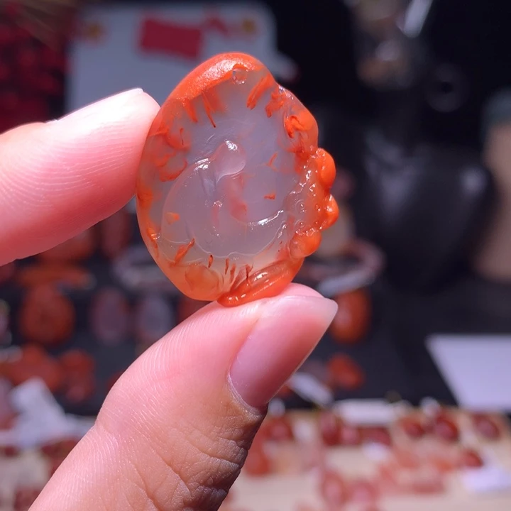 南红玛瑙未镶嵌珠宝半成品飘花悟道