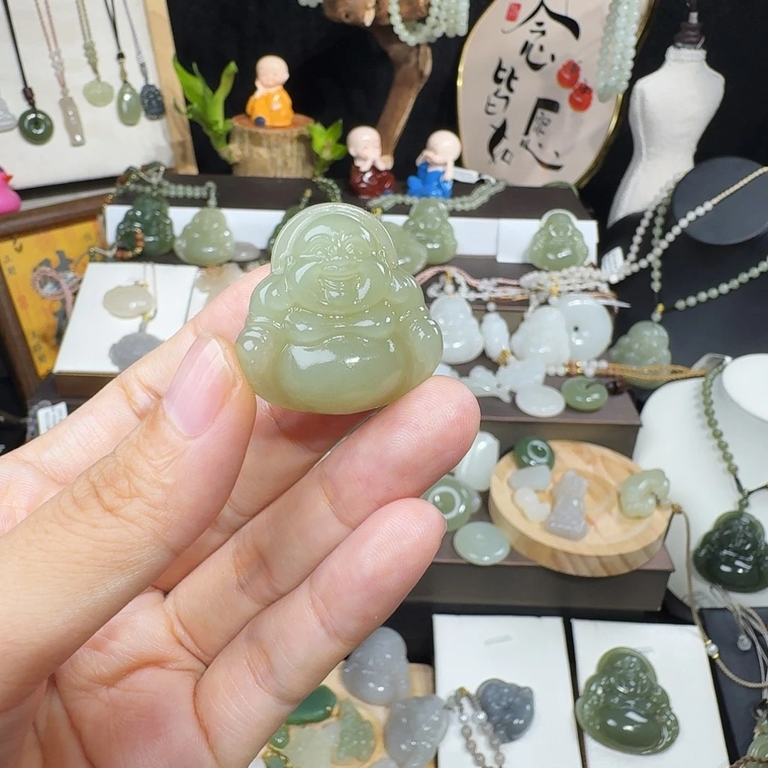 朵***ぅ颈饰未镶嵌和田玉