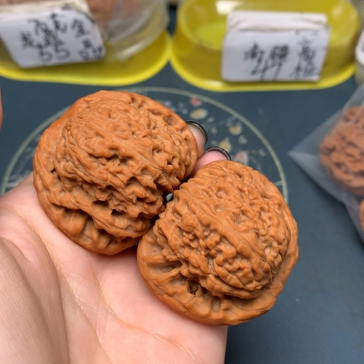 文玩核桃把件46-29914-0