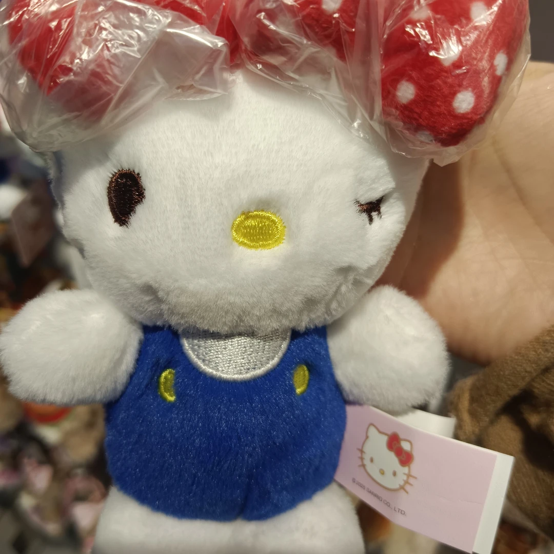 正版三丽鸥毛绒玩具公仔生日礼物