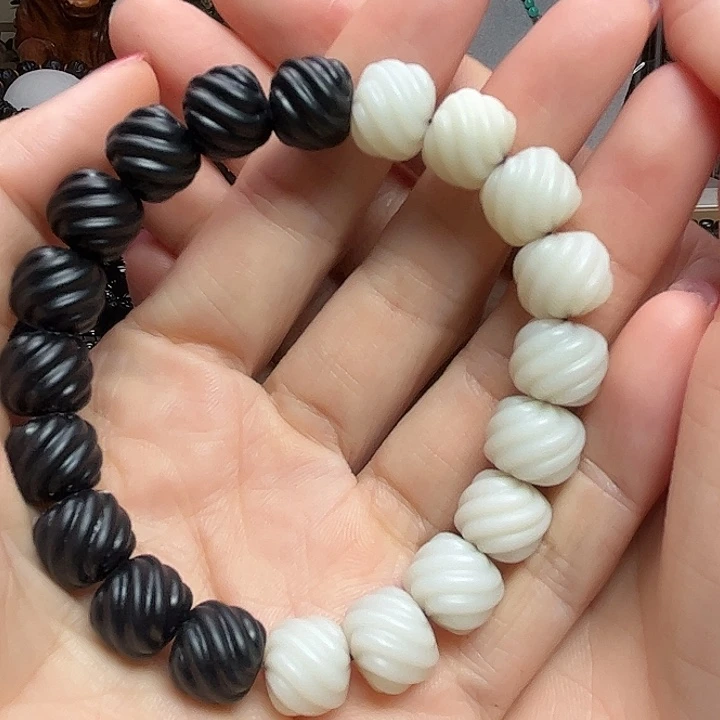 ༺***༻和田玉（墨玉）未镶嵌颈饰卡12