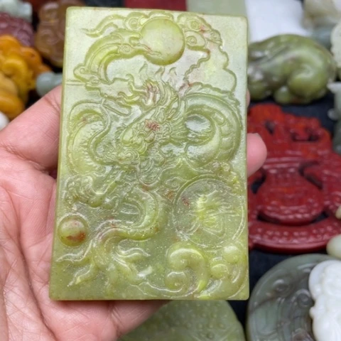 蛇纹石玉颈饰未镶嵌53