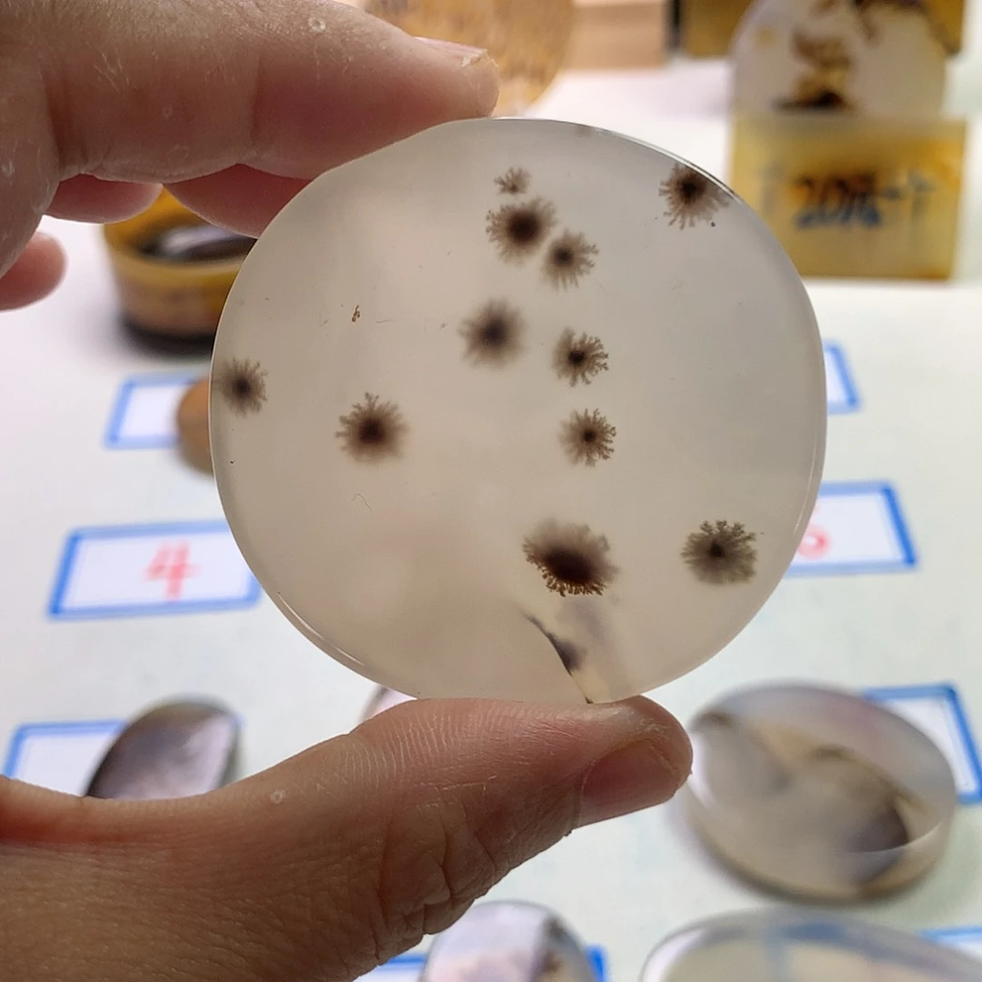 玛瑙/玉髓未镶嵌珠宝半成品