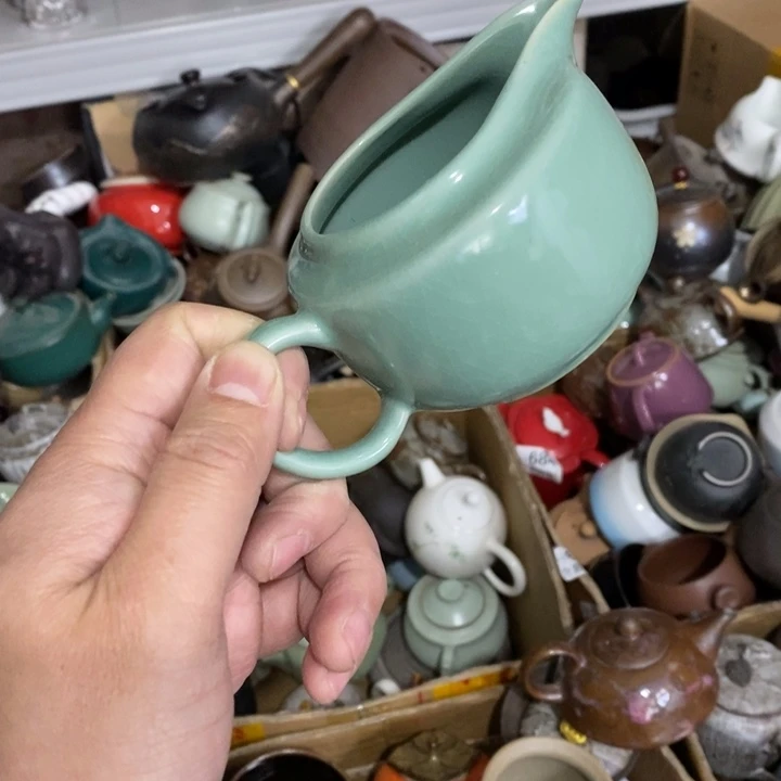 陶瓷艺术品及陶瓷壶