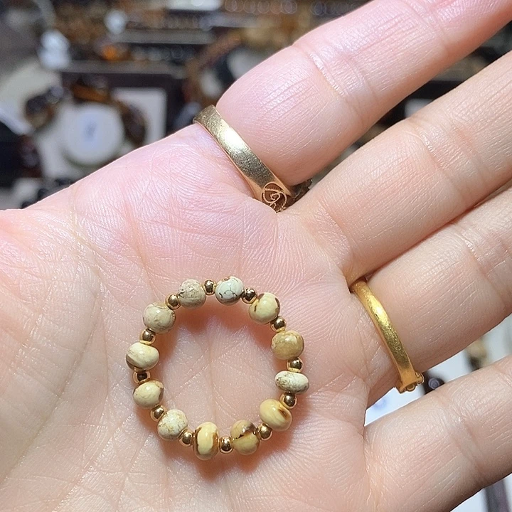 星***晨琥珀未镶嵌裸石干白戒圈