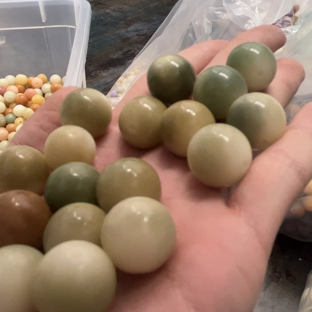 【闪购商品】白玉菩提吊坠z18.75/10+3颗青提微瑕