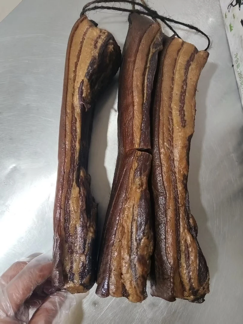 四川烟熏腊肉特价处理默认（熏的时候火稍微大了一些但不柴）