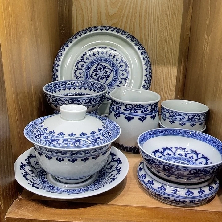 吴***歪青花宝相8件套茶具