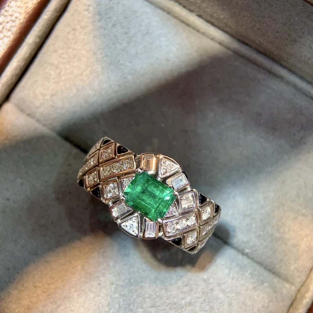 祖母绿戒指/0.67ct天然ZBY沃顿祖母绿PT950钻石附GUILD证#GK