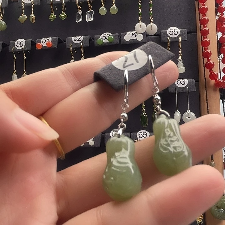 和田玉银S925镶嵌耳饰