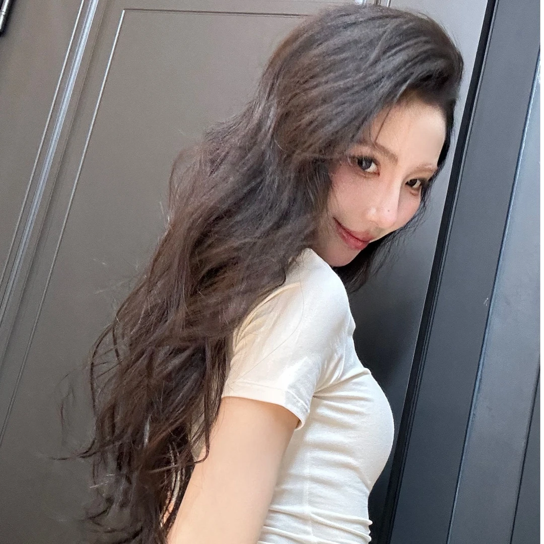 NannanWang【曲线诱惑】四面弹百搭修身舒适慵懒短袖T显瘦紧身夏季