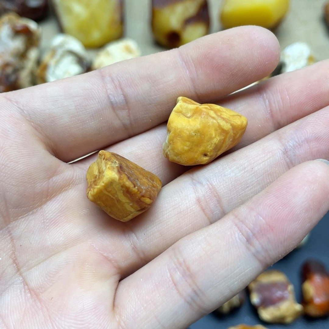 定制琥珀未镶嵌蚞*定制