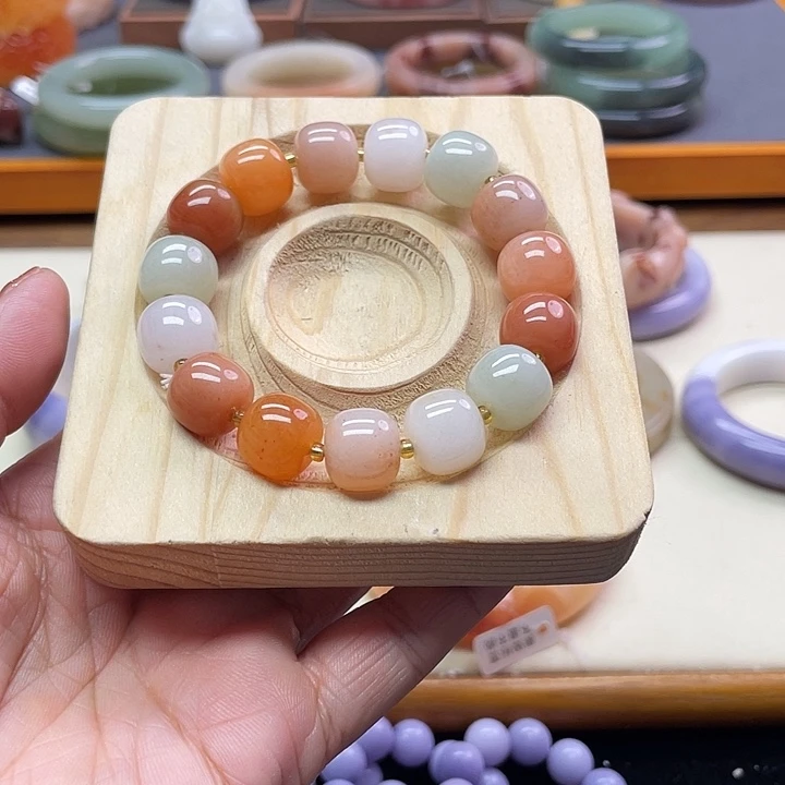 未镶嵌手镯石英质玉