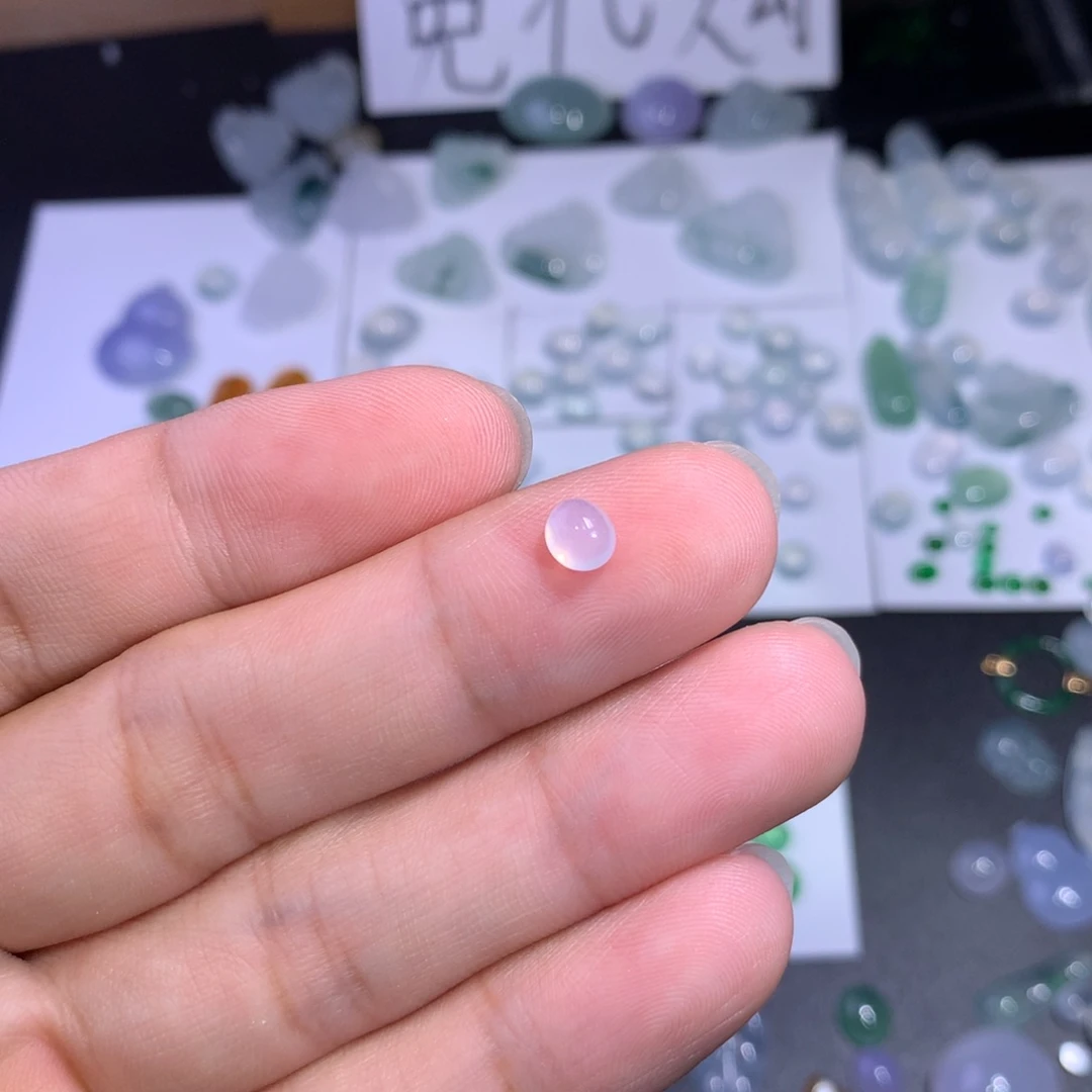 颈饰未镶嵌翡翠粉紫蛋