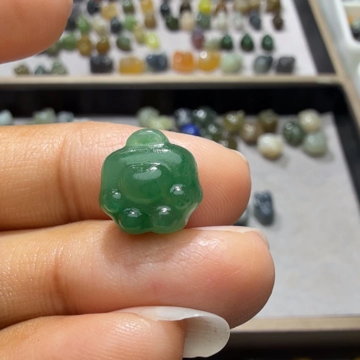 和田玉未镶嵌珠宝奇石